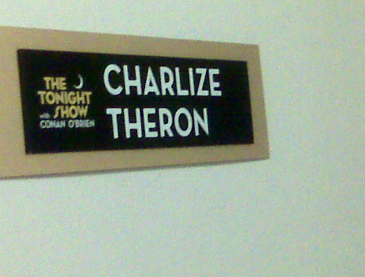 charlize theron room tonight show