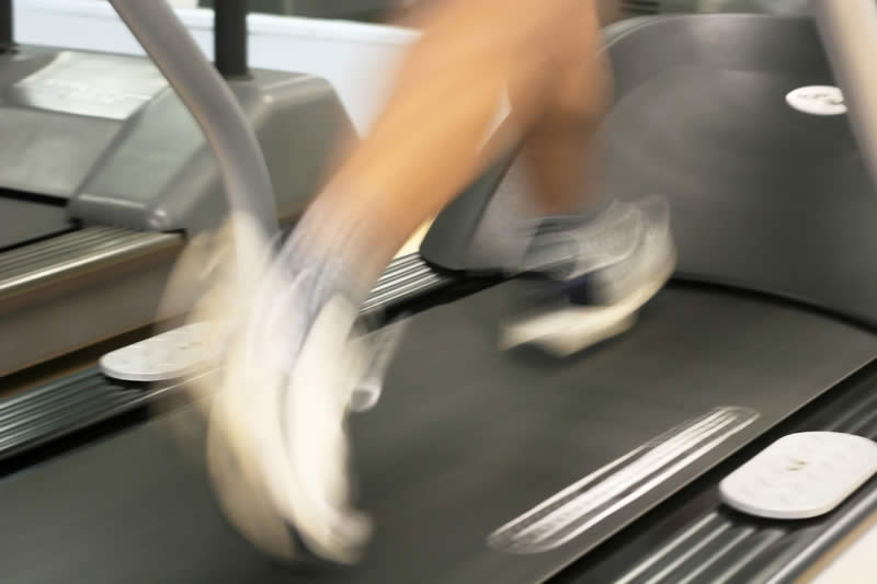feet-treadmill